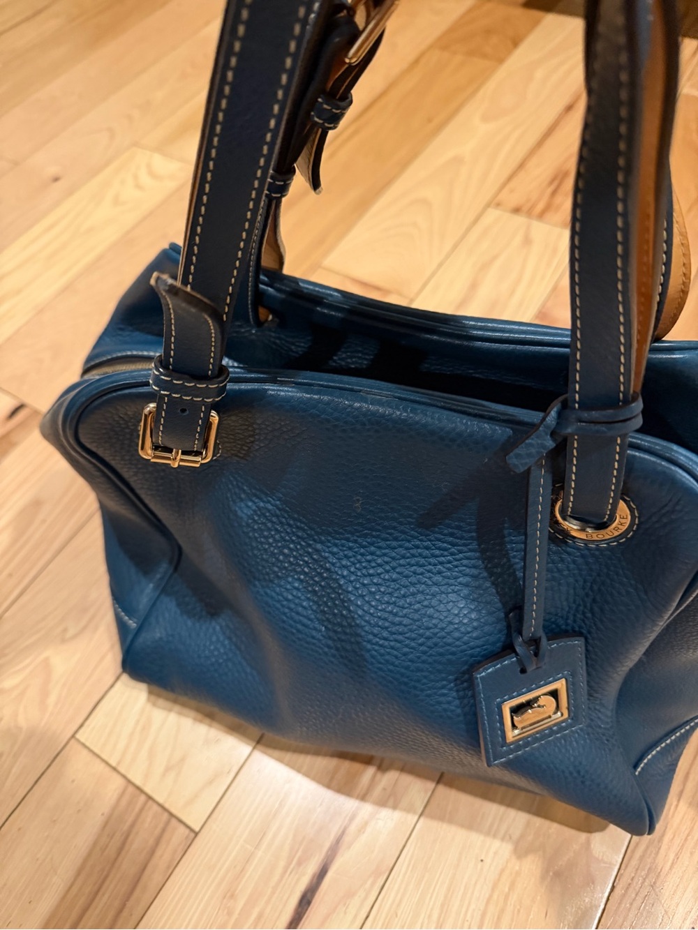 Dooney & bourke zip zip grommet satchel, model 2p869